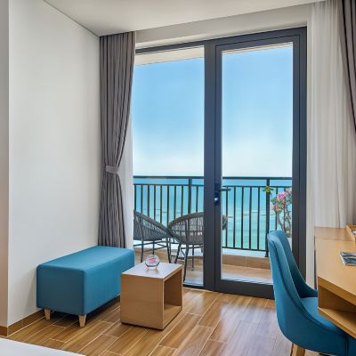 King Suite With Balcony And Ocean View