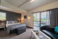 Asure Explorer Motel & Apartments Hotel di 