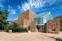 Pet-Friendly! Stunning Home — Steps to Downtown, CU & Hiking Trails.