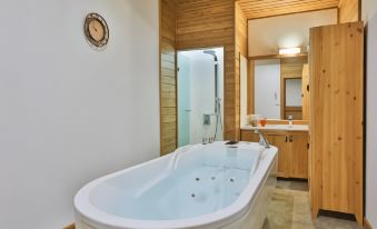 Pirin Golf & Country Club Apartment Complex - Housity