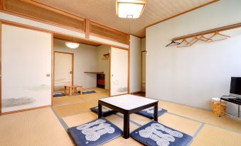 Ebisuya Ryokan - Housity