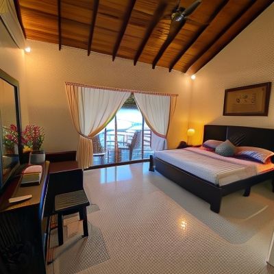 Bilik Deluxe Tepi Pantai Kupon Minang Cove Resort & Spa