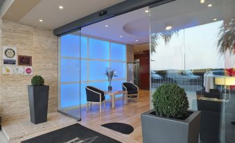 Hotel Risech - Housity