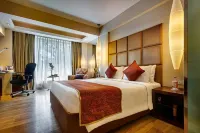 Taj Club House