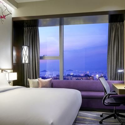 花園豪華港景大床客房 香港旺角希爾頓花園酒店優惠
