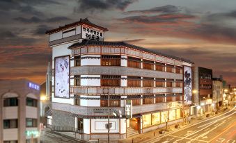 Jeonju Hanok Taejogung Hotel - Housity