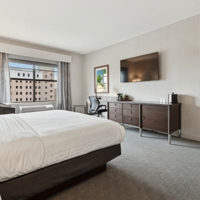 Standard King Room The Hotel Warner Promo Code
