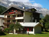 Haus Azur Hotéis em Visp