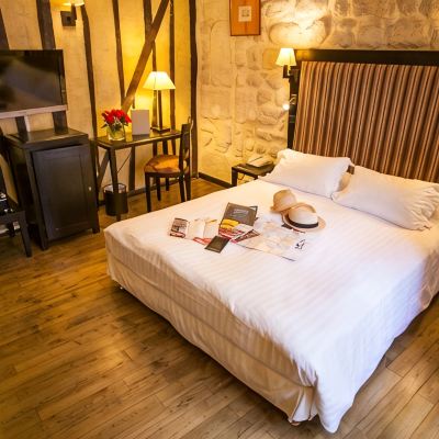 Privilege Room Hotel Europe Saint Severin Promo Code