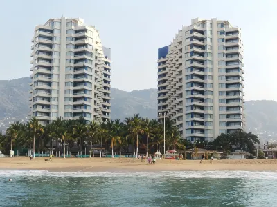 Playa Suites Acapulco Hotels in 