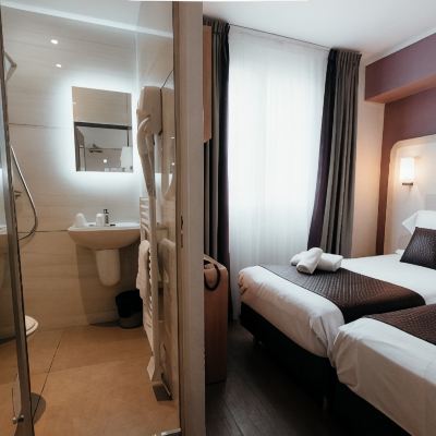 Standard Twin Room Red Fox Promo Code