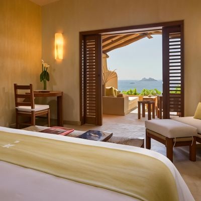 Romance Deluxe Suite with Ocean Front View Cala de Mar Resort & Spa Ixtapa Promo Code