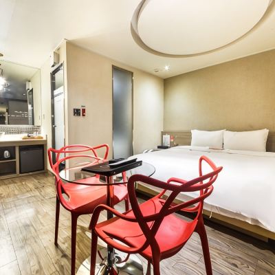 스탠다드 금연룸 (시몬 베드, 2인용 욕조) Uiwang IMT 쿠폰