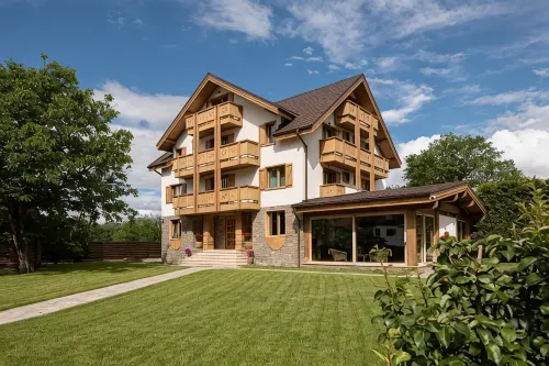 Zara Chalet