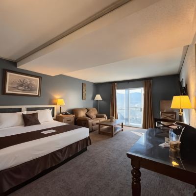 King Room Riviera Plaza & Conference Center Vernon British Columbia Promo Code