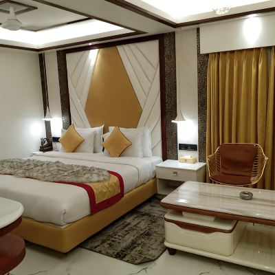 Deluxe Double Room Hotel Manila Promo Code