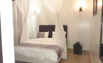 Fort Hotel - Housity
