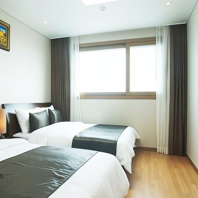 Twin Suite Iris Hotel Promo Code