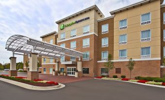 Holiday Inn Express & Suites Ann Arbor West
