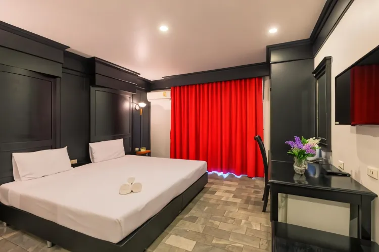 ดีลักซ์บัลโคนี่