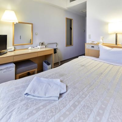 ダブルルーム（禁煙） ホテルセレクトイン伊勢原 クーポン