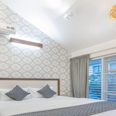 Standard Queen Studio Ixora Suites Promo Code