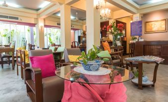 Sourire at Rattanakosin Island Hotel