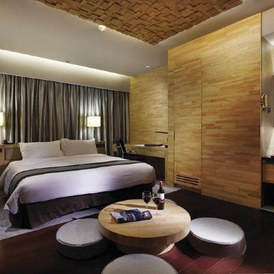 Deluxe King Room Kupon Horizon Hotel