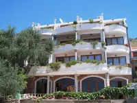 Levantin Inn 1/2 Room N.11  호텔