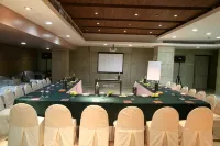 Mosaic Hotel, Noida