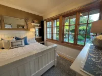 Magnificent up-close WATERFRONT "SunBright Le Reve"   Premier westside Orcas Hoteles en Eastsound