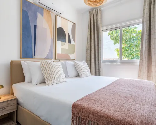 Alma Mediterranean Family Suite 2BR + Sofa-bed Hotele w: Oroklini