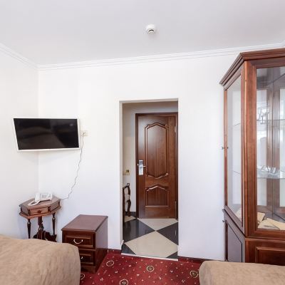Economy Superior Room With 2 Twin Beds El Hotel Promo Code