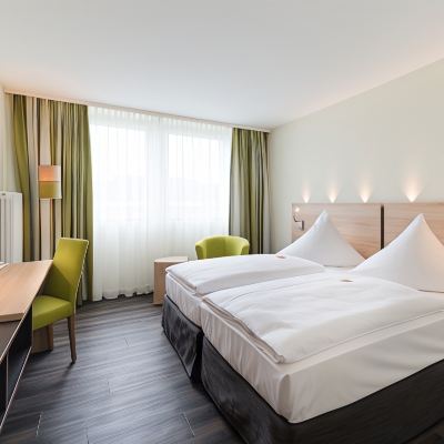 Comfort Twin Room Novina Hotel Wöhrdersee Nürnberg City Promo Code