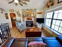Cozy Mountain Cabin in Peaceful Setting /Near Hiking, Biking & Beech Mtn Resort