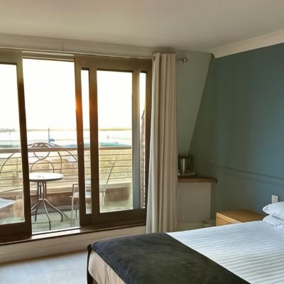 Standard Double Room With Ocean View And Balcony Dalmeny Hotel Promo Code