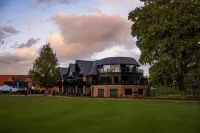 Cave Hotel & Golf Resort Hotele w: 