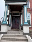 Downtown Dubuque Retreat, Spa Access, Private Deck, One Block to Farmers Market, Hotel di 