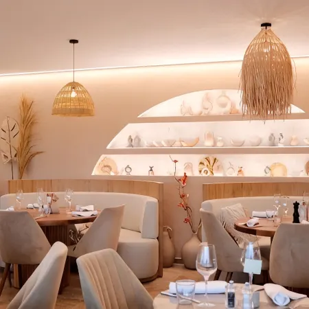 Hayat Sky Hotel Rust Отели в г. Руст