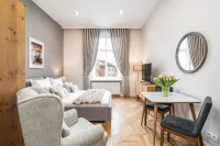 Venetian House Market Square Aparthotel โรงแรมใน