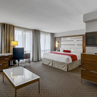 Junior King Suite With Sofa Bed Hôtel le Cantlie Suites Promo Code