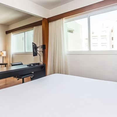 Standard Double Room-Accessible