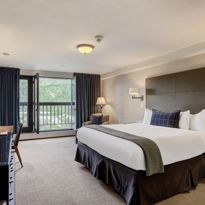 Superior King Room The Pines Lodge, a RockResort Promo Code