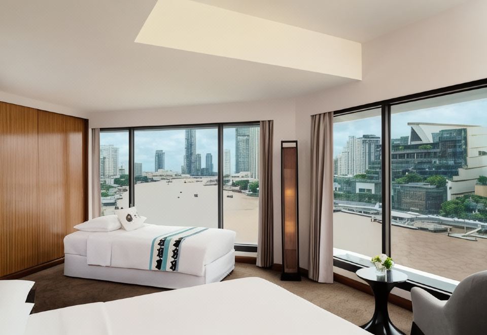 Royal Orchid Sheraton Hotel & TowersFamily King Suite