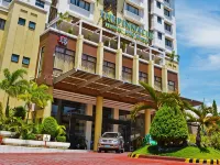 The Pinnacle Hotel and Suites