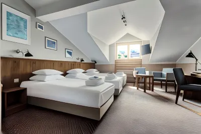 Daniel Griffin Aparthotel by Artery Hotels Отели в г. 