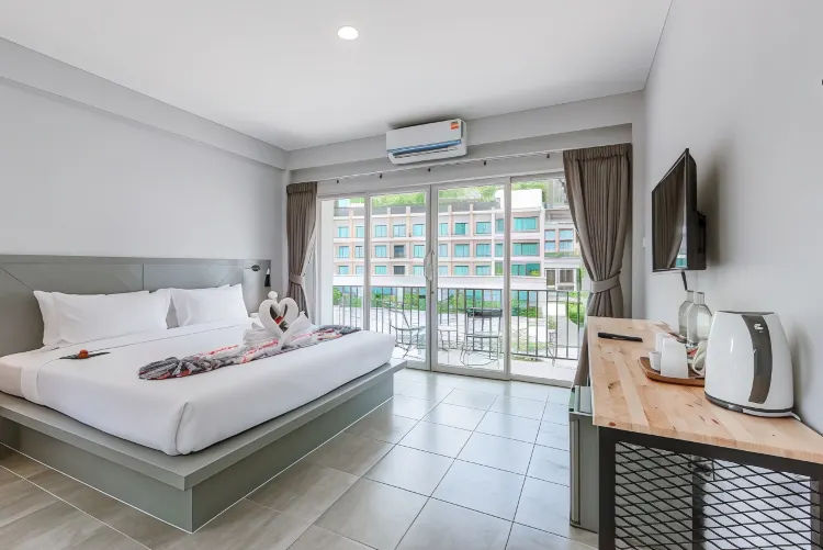 ห้องดีลักซ์พร้อมอ่างอาบน้ำ