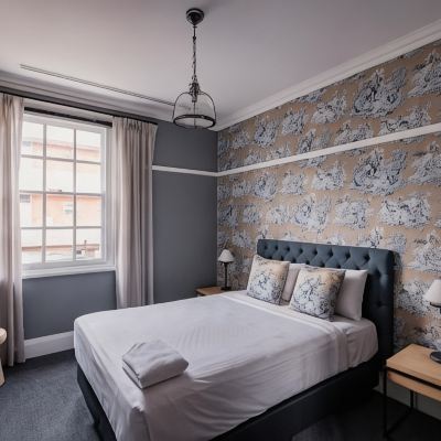 Queen Room with Shared Bathroom The North Sydney Hotel Promo Code