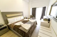 Captain Pier Hotel