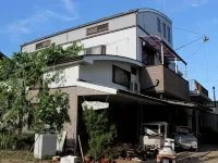 Awaji Tourist Trophy House Hotele w: 